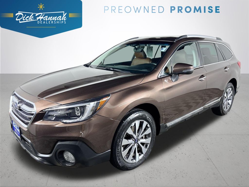2019 Subaru Outback Touring's photo