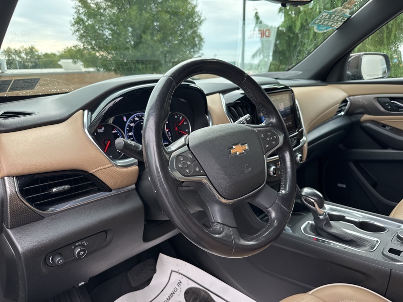 2022 Chevrolet Traverse Premier photo 8