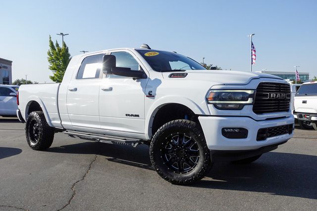 2020 Ram 2500 Laramie photo 2