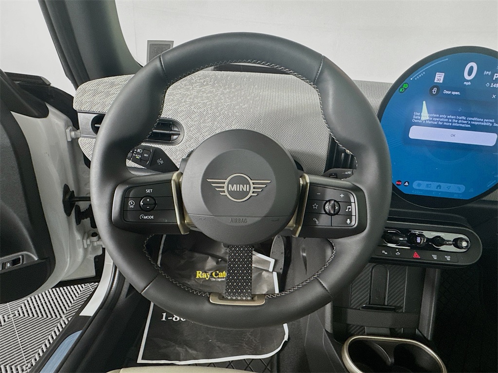 2025 Mini Cooper S Hardtop 2 Door photo 9