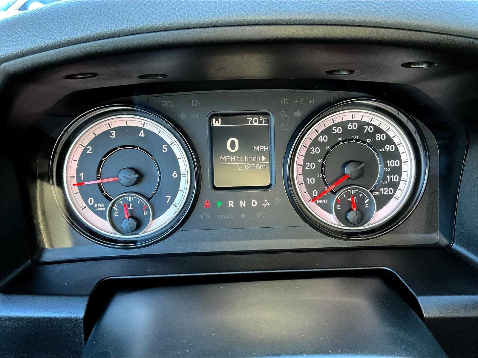2019 Ram 1500 Tradesman ST photo 23