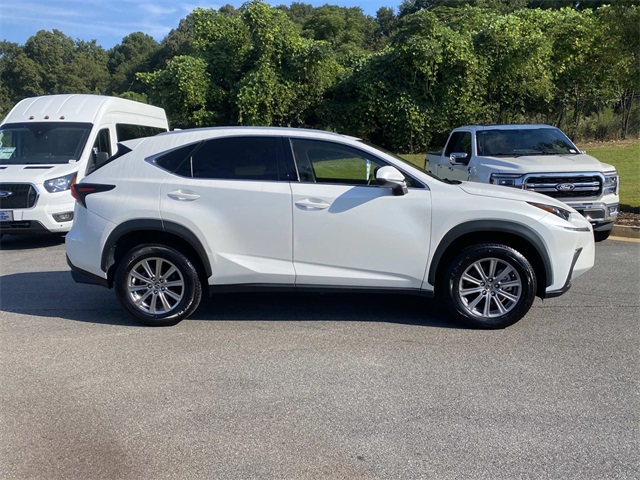2021 Lexus NX 300 photo 2