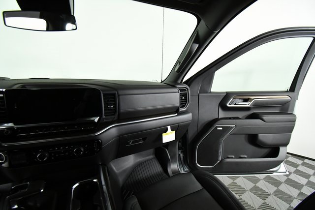 2026 Chevrolet Silverado 1500 RST photo 19