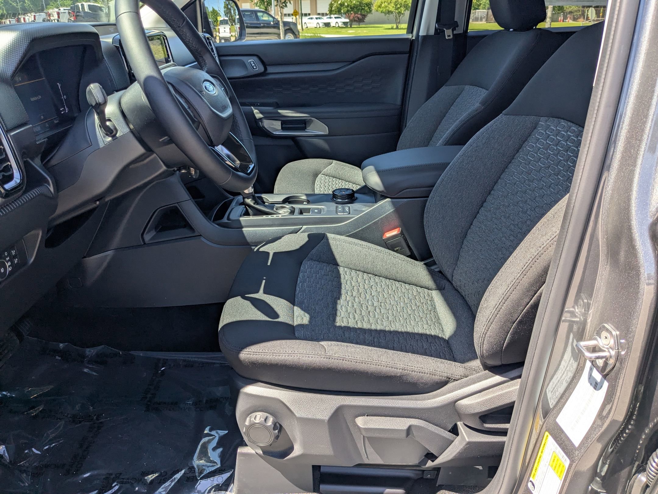 2025 Ford Ranger XLT photo 14