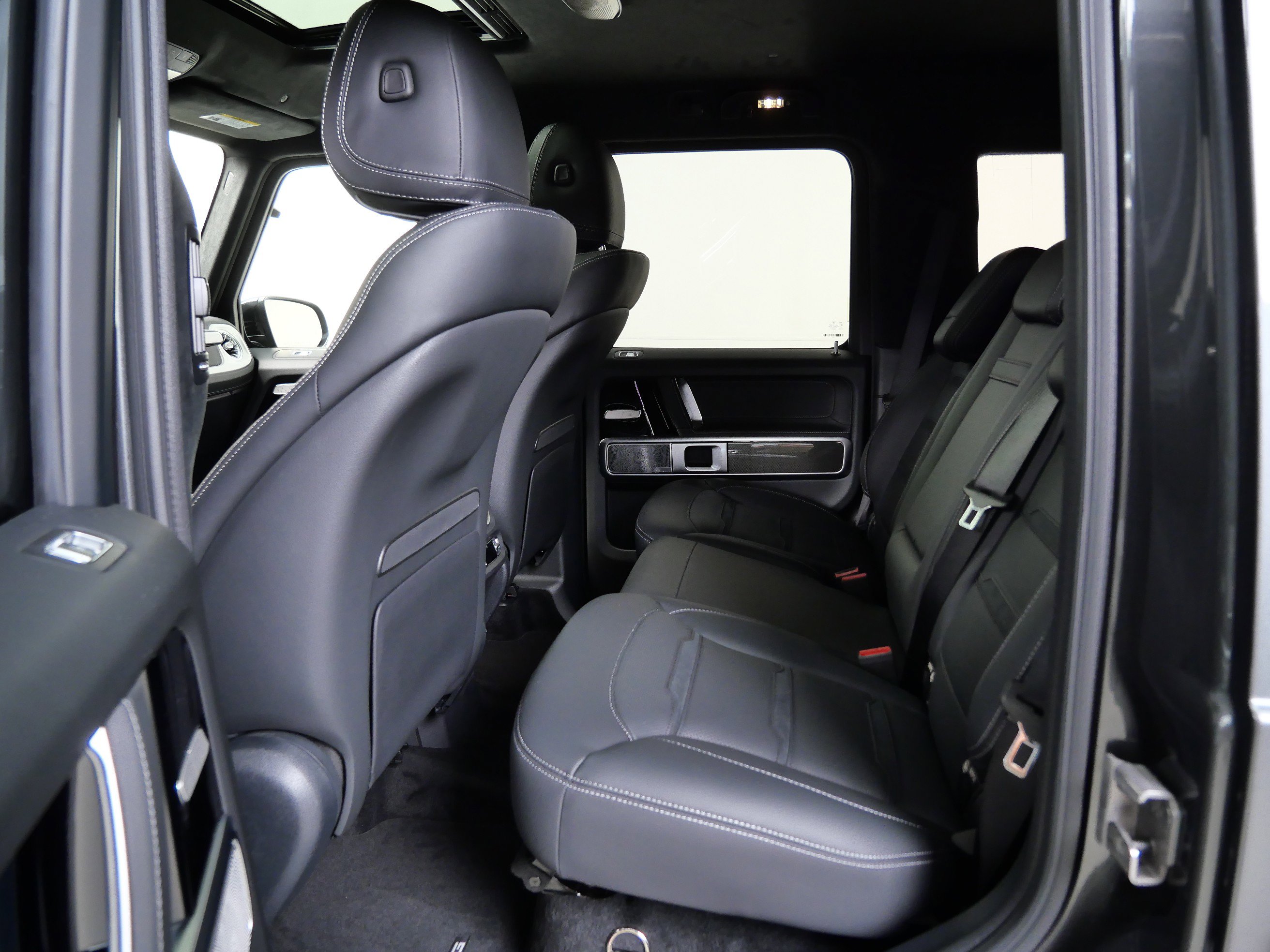 2025 Mercedes Benz G AMG 63 photo 11