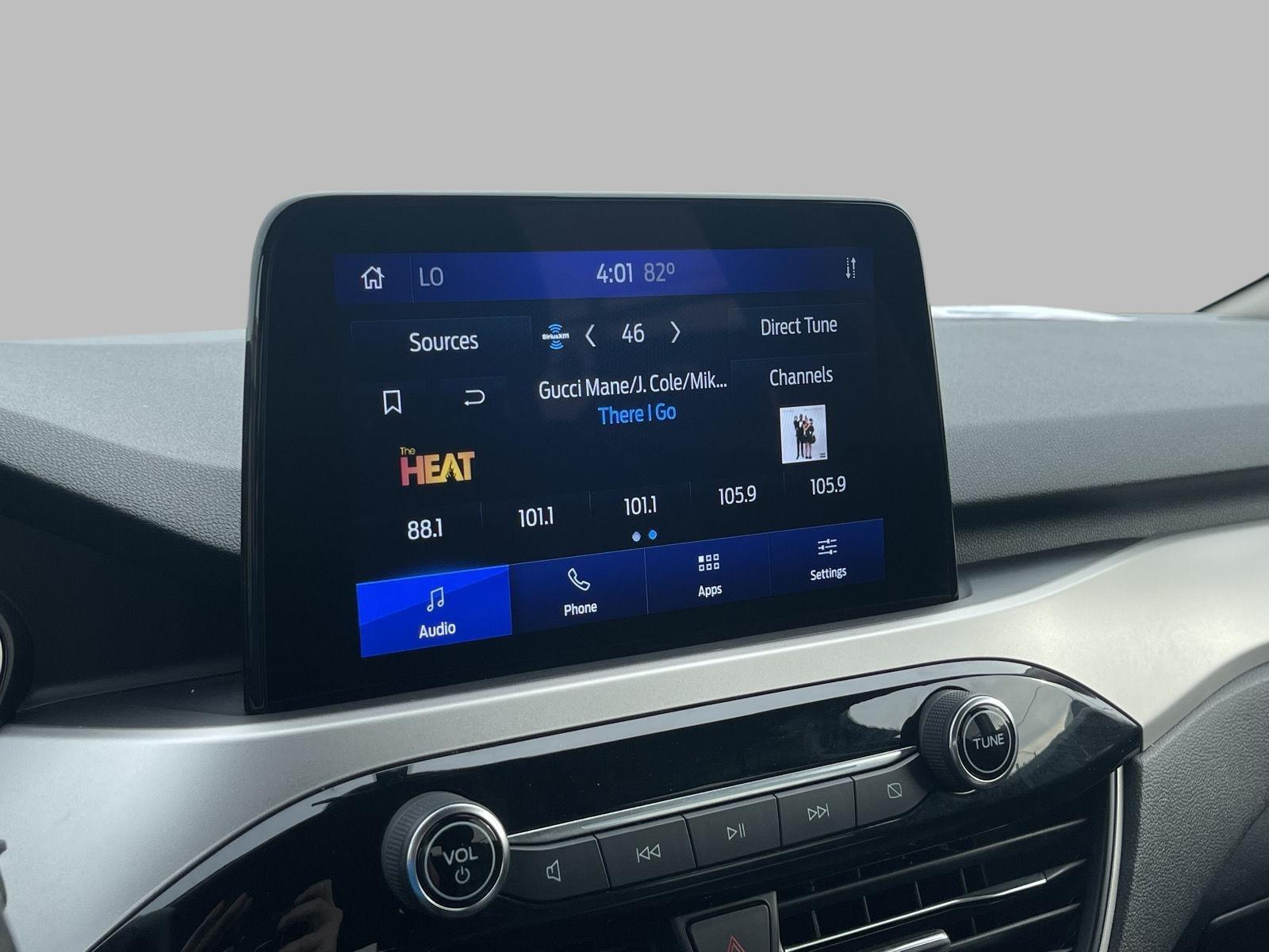 2020 Ford Escape SEL photo 29