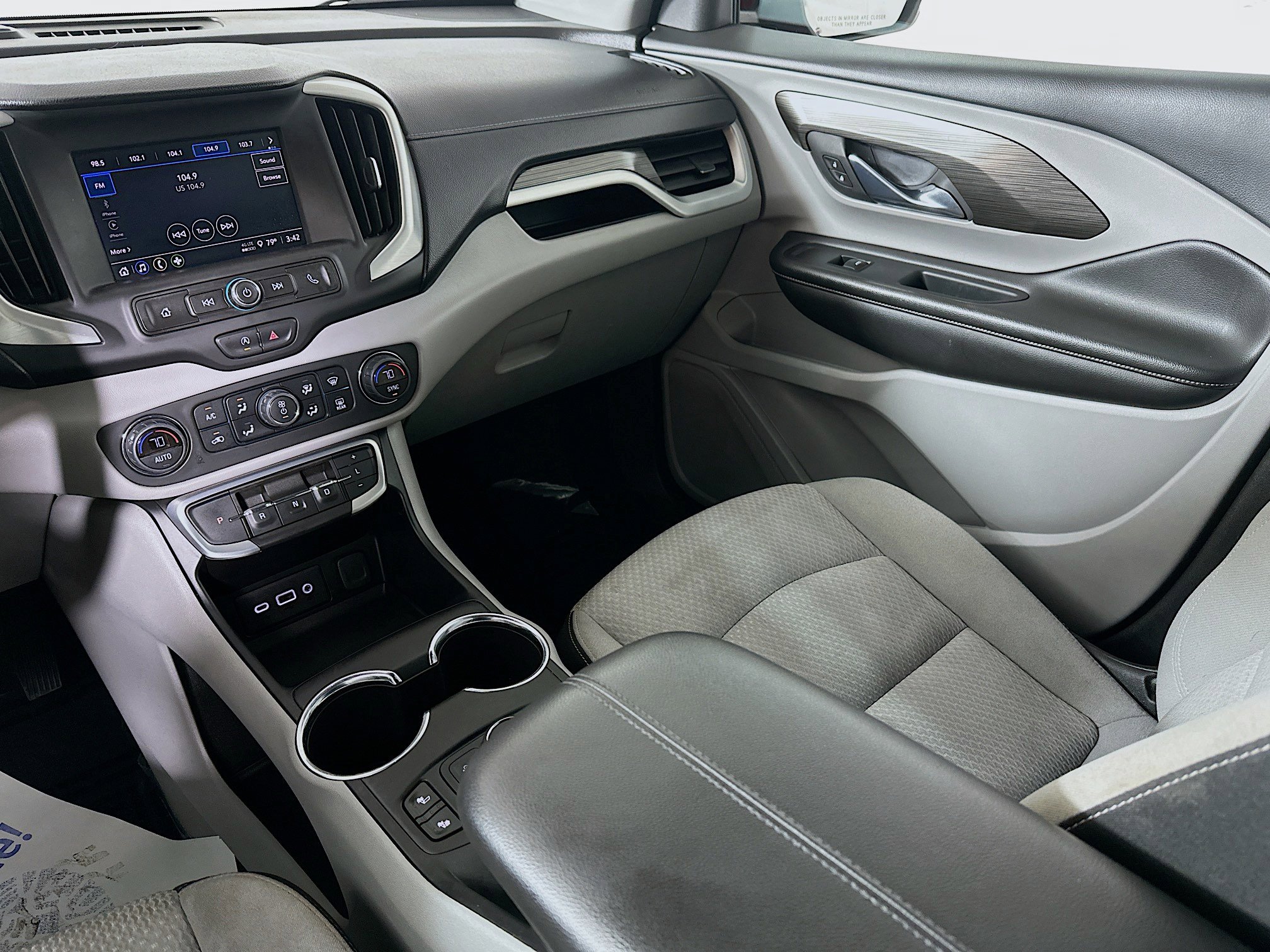 2023 Gmc Terrain SLE photo 18