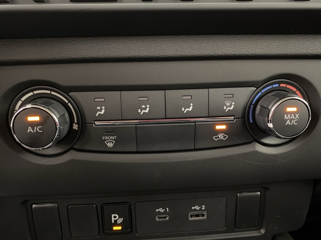2025 Nissan Frontier SV photo 14