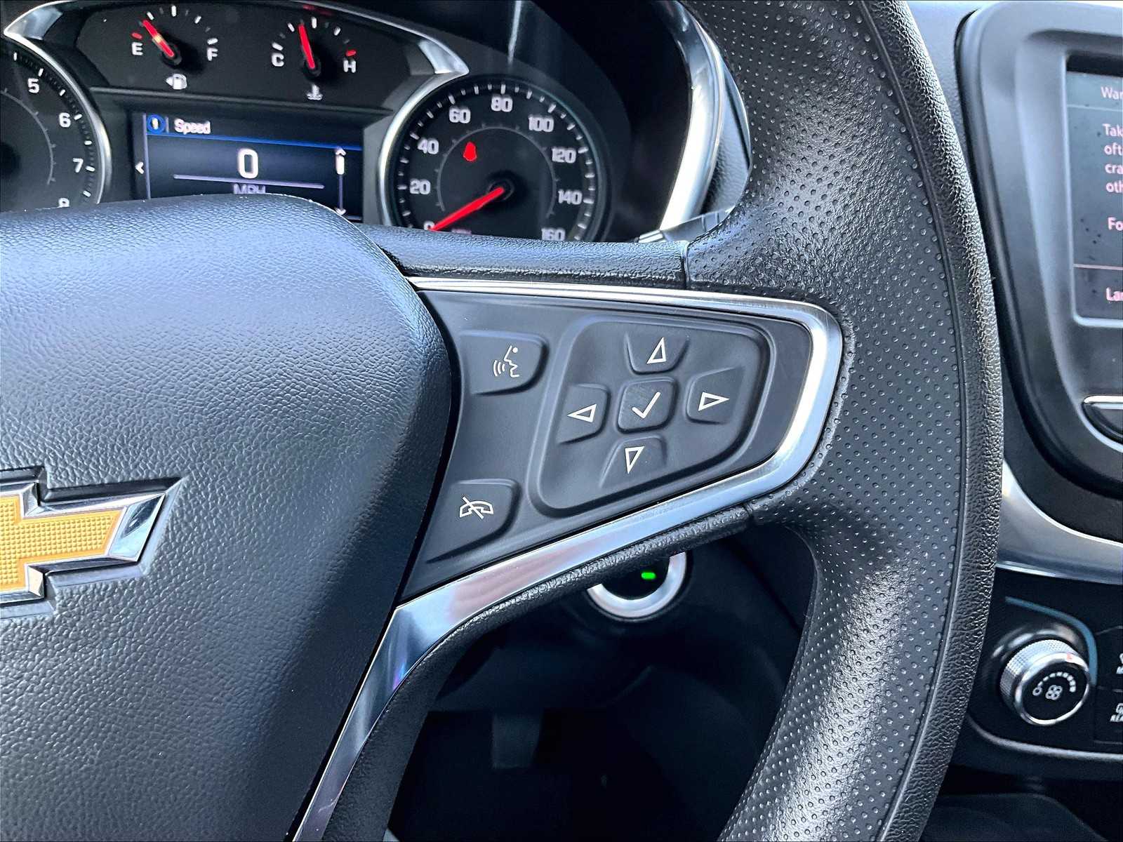 2023 Chevrolet Equinox LT photo 22