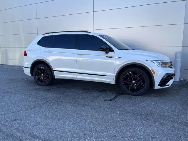 2022 Volkswagen Tiguan SE R-Line Black photo 23
