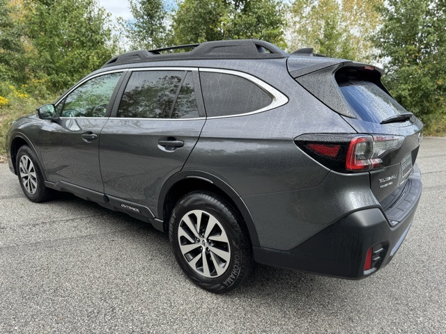 2022 Subaru Outback Premium photo 8