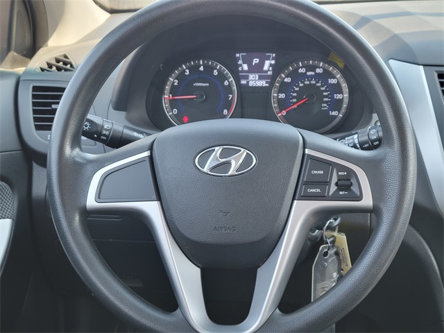 2014 Hyundai Accent GS photo 27