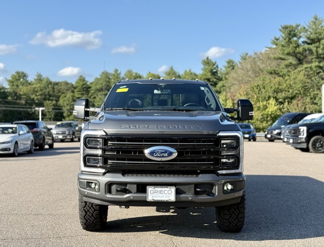 2026 Ford F-350 photo 11