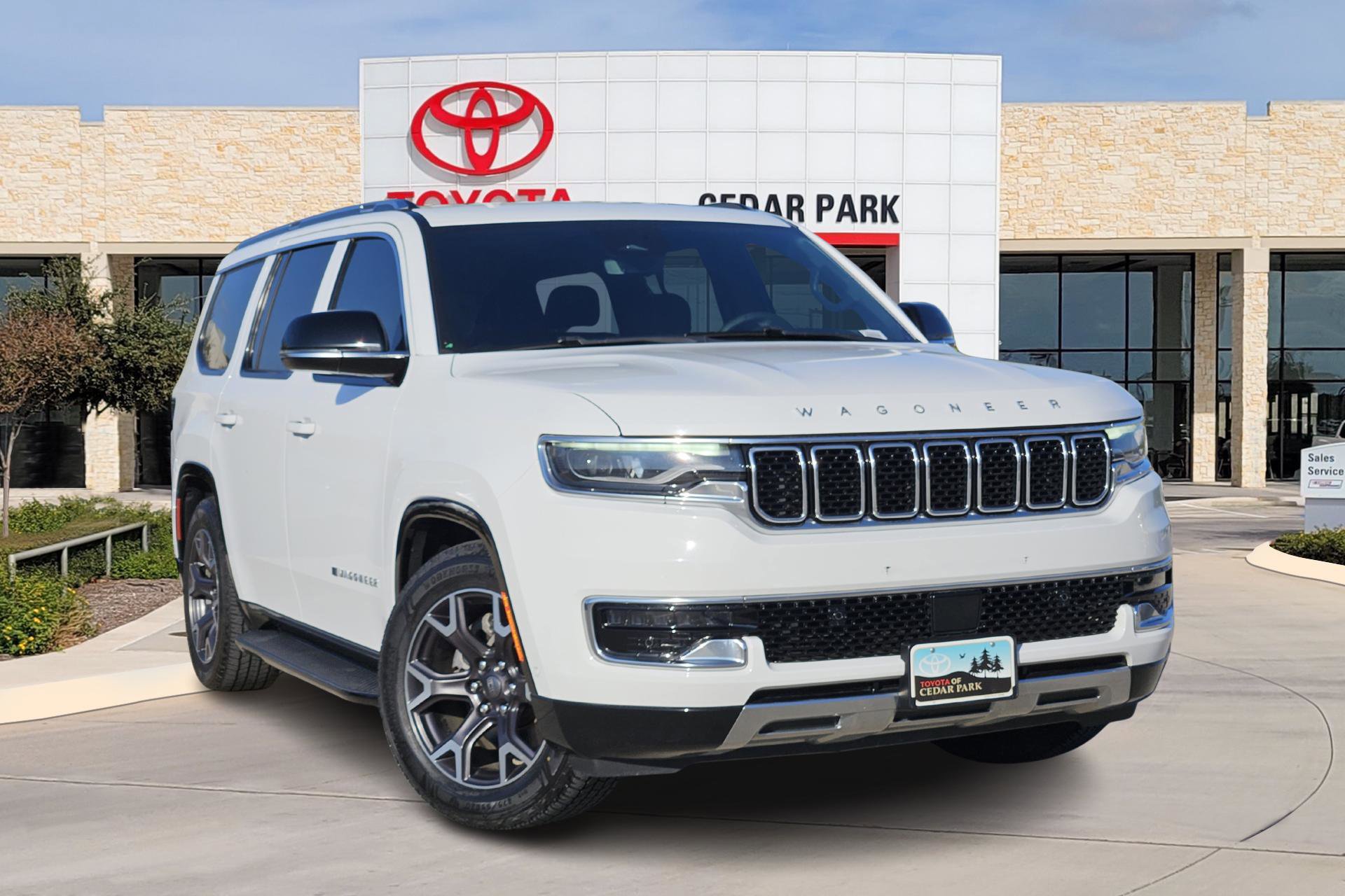 2023 Jeep Wagoneer Series III's photo