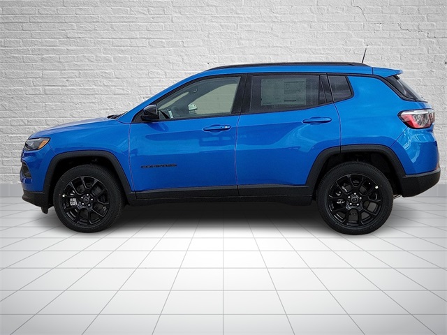 2026 Jeep Compass Latitude Altitude photo 2