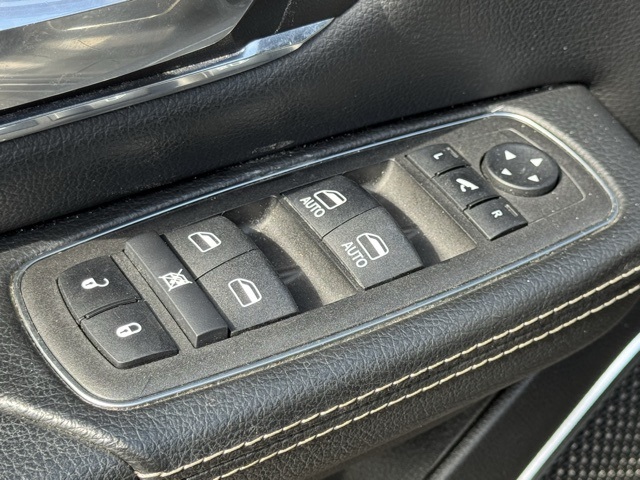 2024 Ram 1500 Laramie photo 13