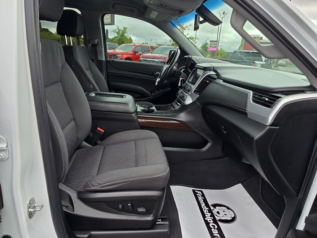 2019 Gmc Yukon SLE photo 14