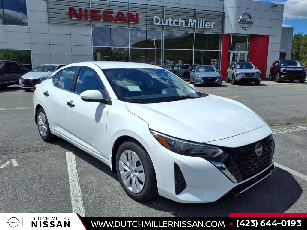 2025 Nissan Sentra S's photo