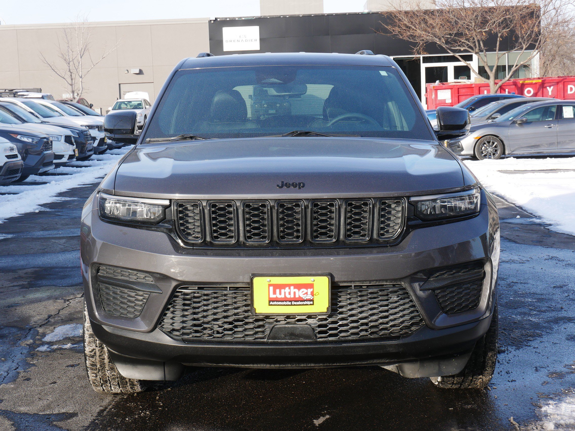 Used 2023 Jeep Grand Cherokee Altitude with VIN 1C4RJHAG5P8705192 for sale in Minneapolis, Minnesota