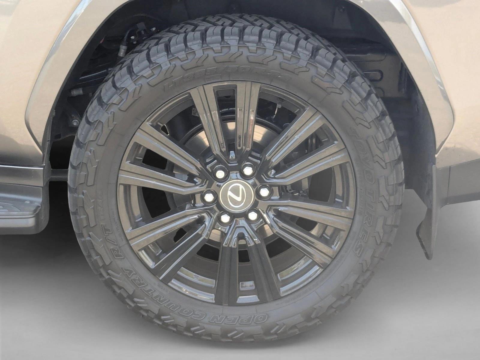 2024 Lexus LX 600 Luxury photo 21