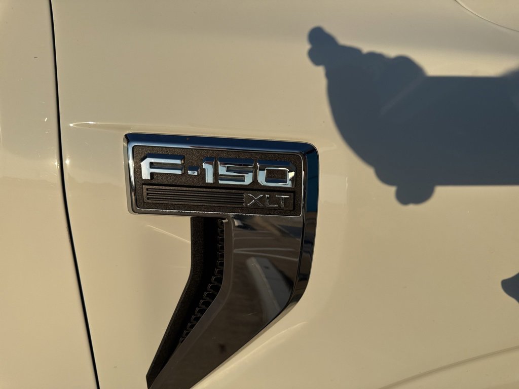 2023 Ford F-150 XLT photo 3