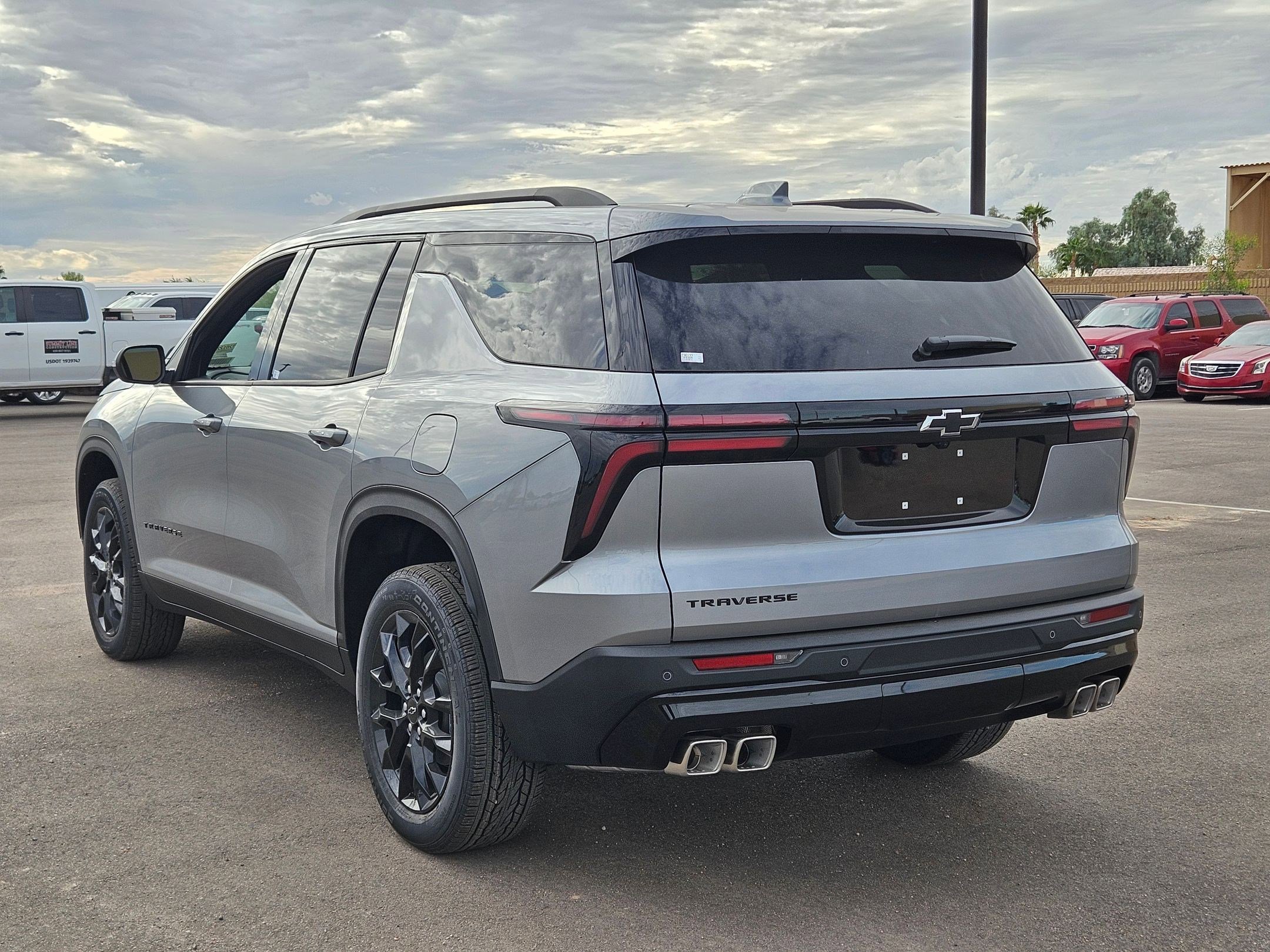 2026 Chevrolet Traverse photo 3