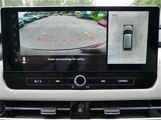 2025 Mitsubishi Outlander SE photo 8