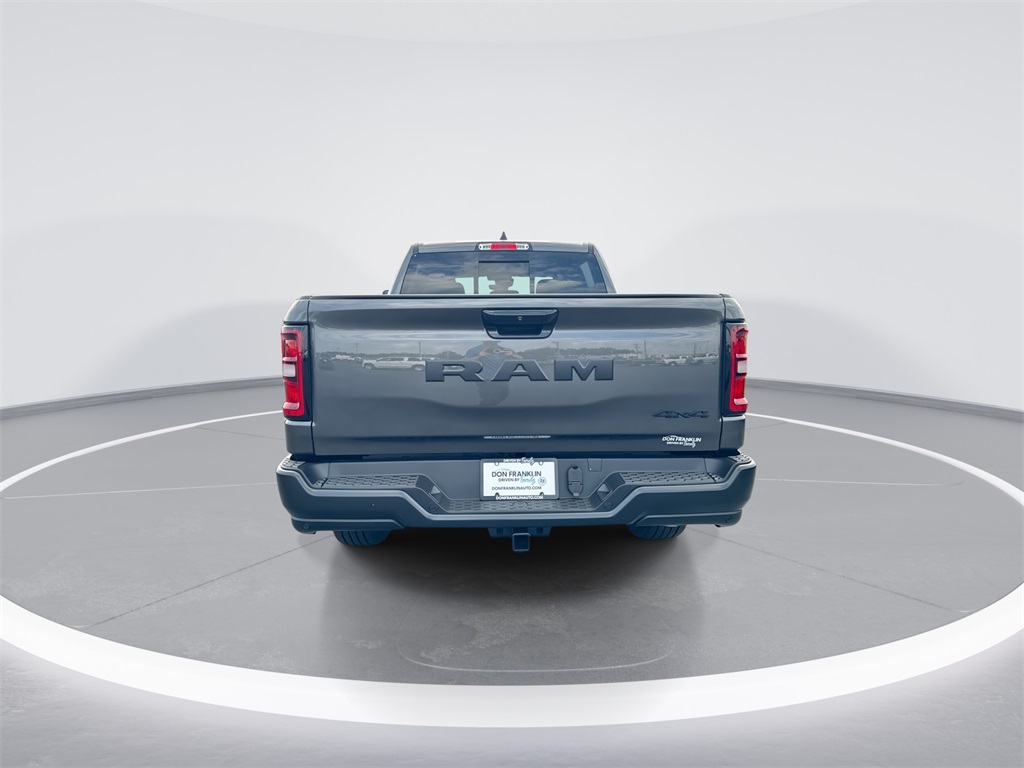 2025 Ram 1500 Tradesman photo 7