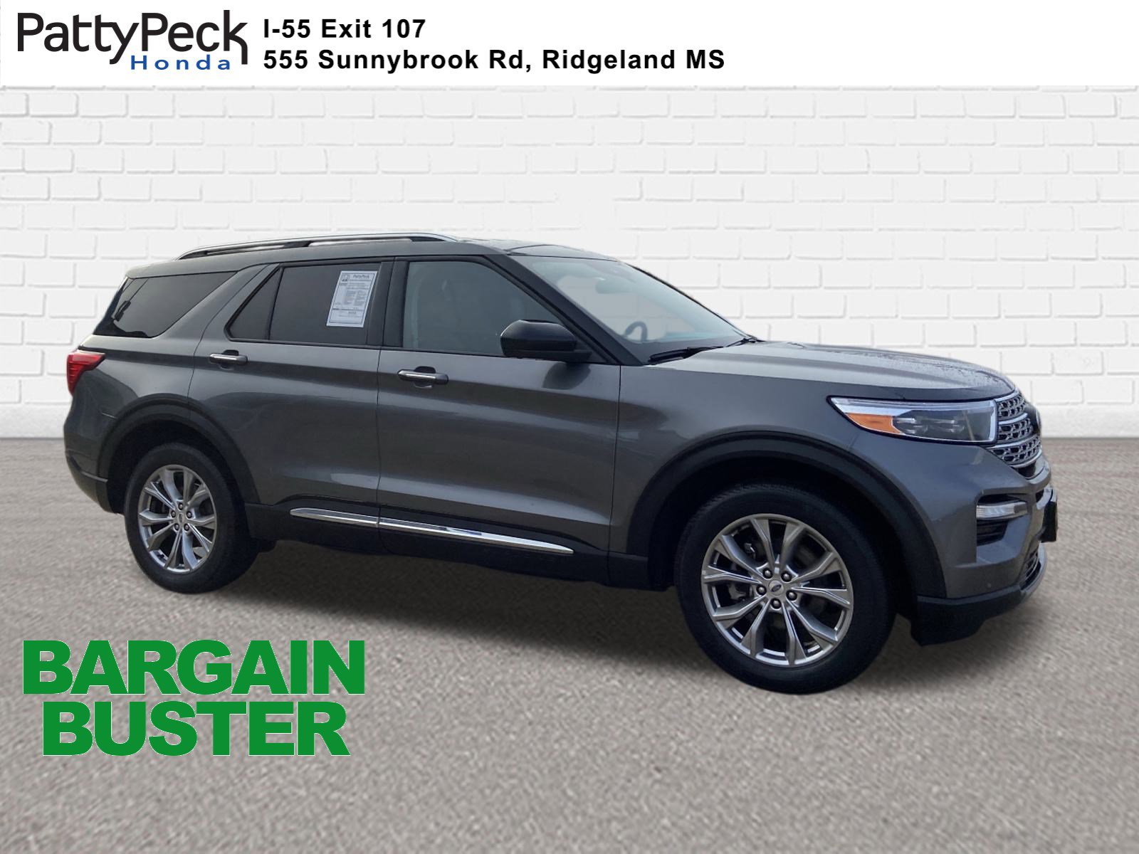 2023 Ford Explorer Limited's photo