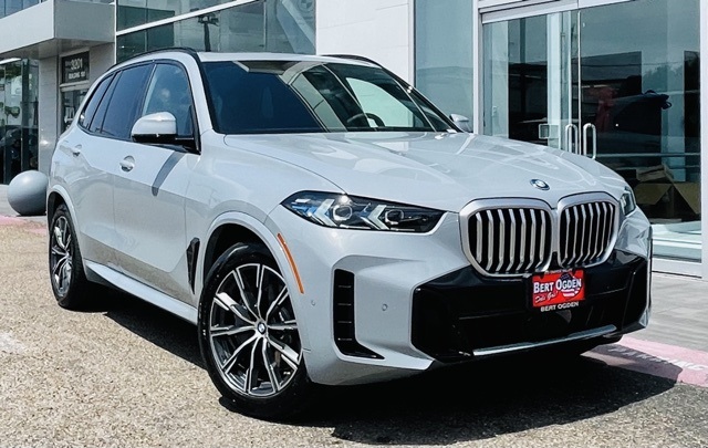 New 2026 Brooklyn Grey Metallic BMW xDrive50e image 1