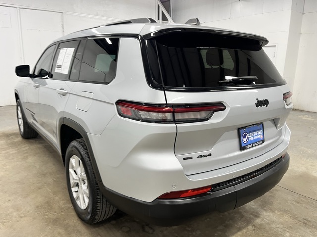 2023 Jeep Grand Cherokee Altitude photo 5