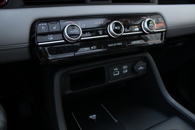 2023 Honda Pilot Elite photo 8