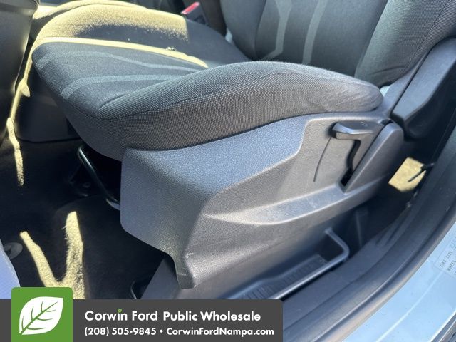 2014 Ford Transit Connect XLT photo 26