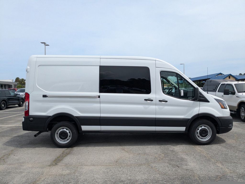 2025 Ford Transit photo 3
