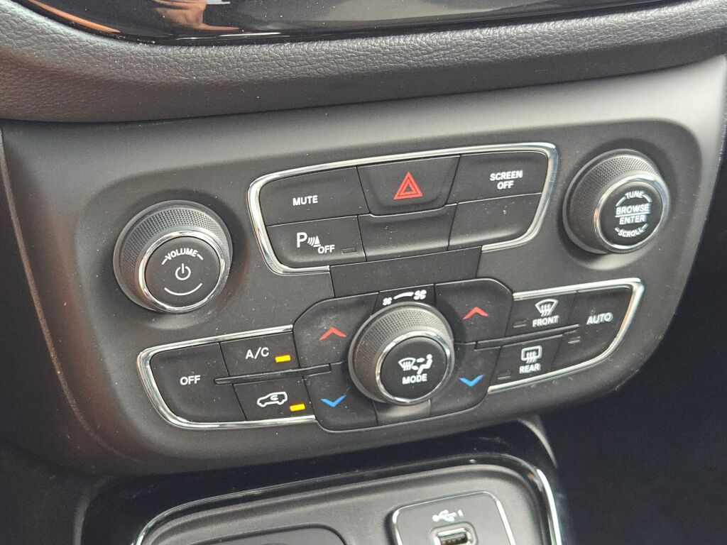 2020 Jeep Compass Altitude photo 22