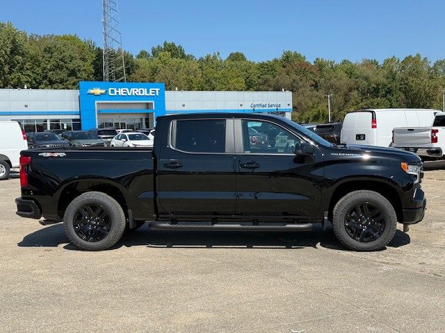 2026 Chevrolet Silverado 1500 photo 2
