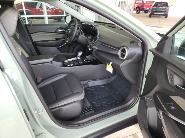 2025 Chevrolet Trax ACTIV photo 8