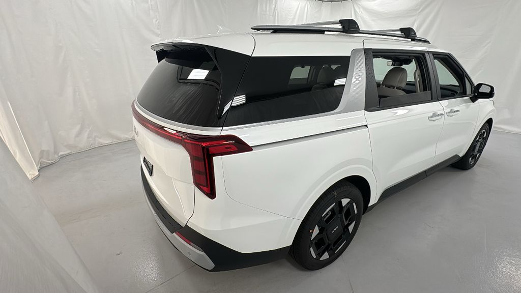 2026 Kia Carnival EX photo 3