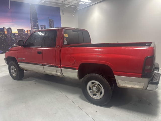 1999 Dodge Ram Laramie SLT photo 4