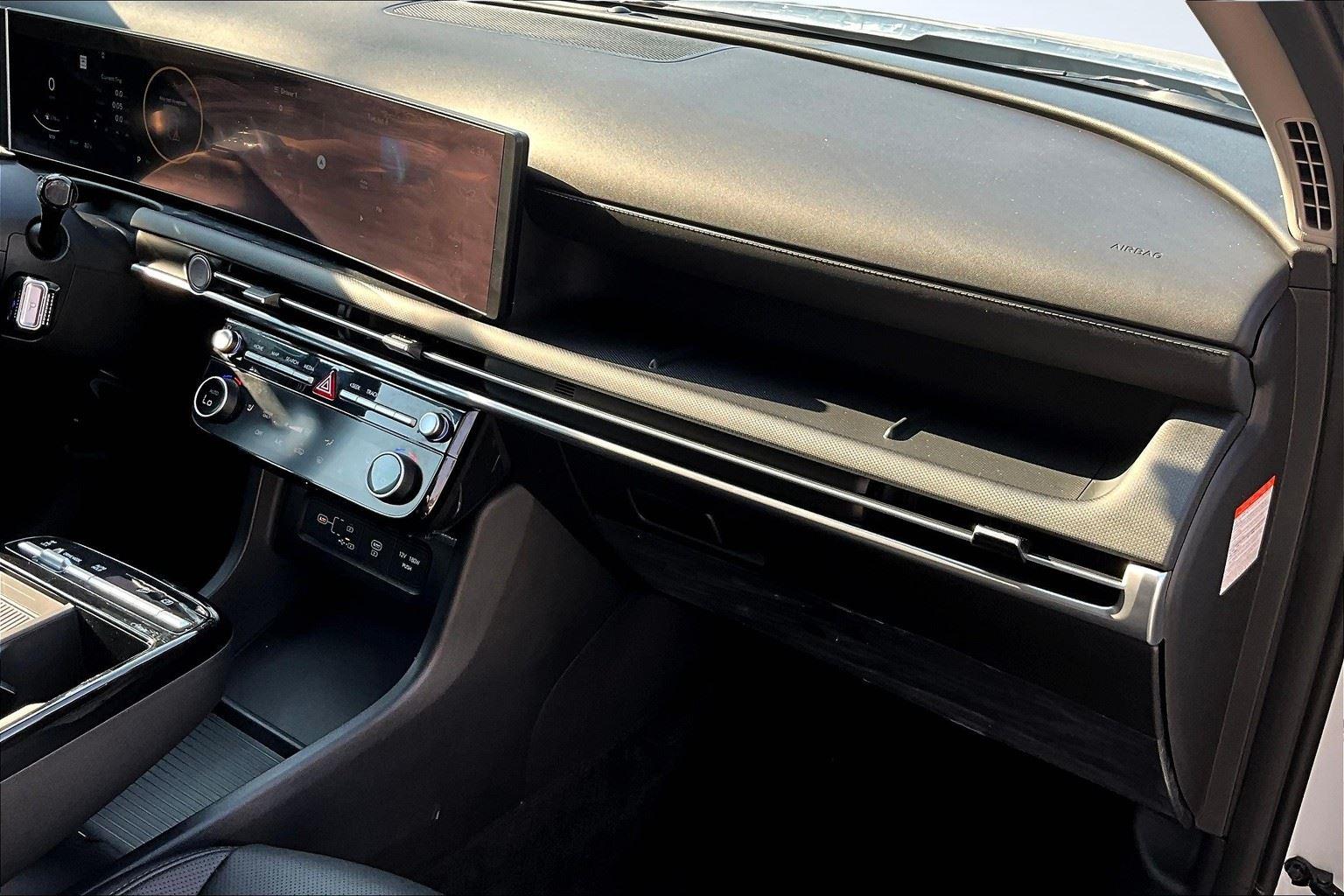 2025 Hyundai Tucson Hybrid SEL Convenience photo 16