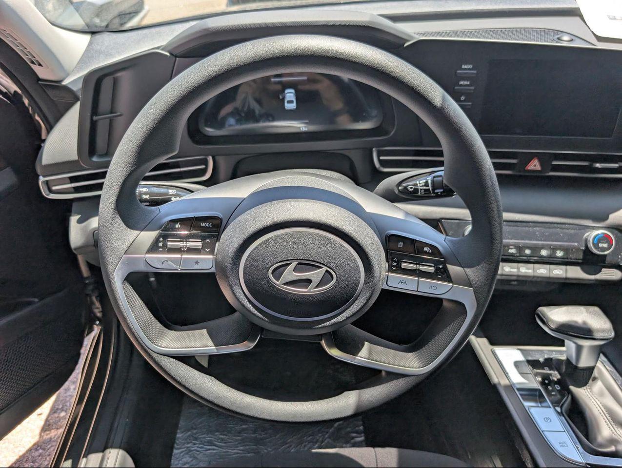 2025 Hyundai Elantra Hybrid Blue photo 9