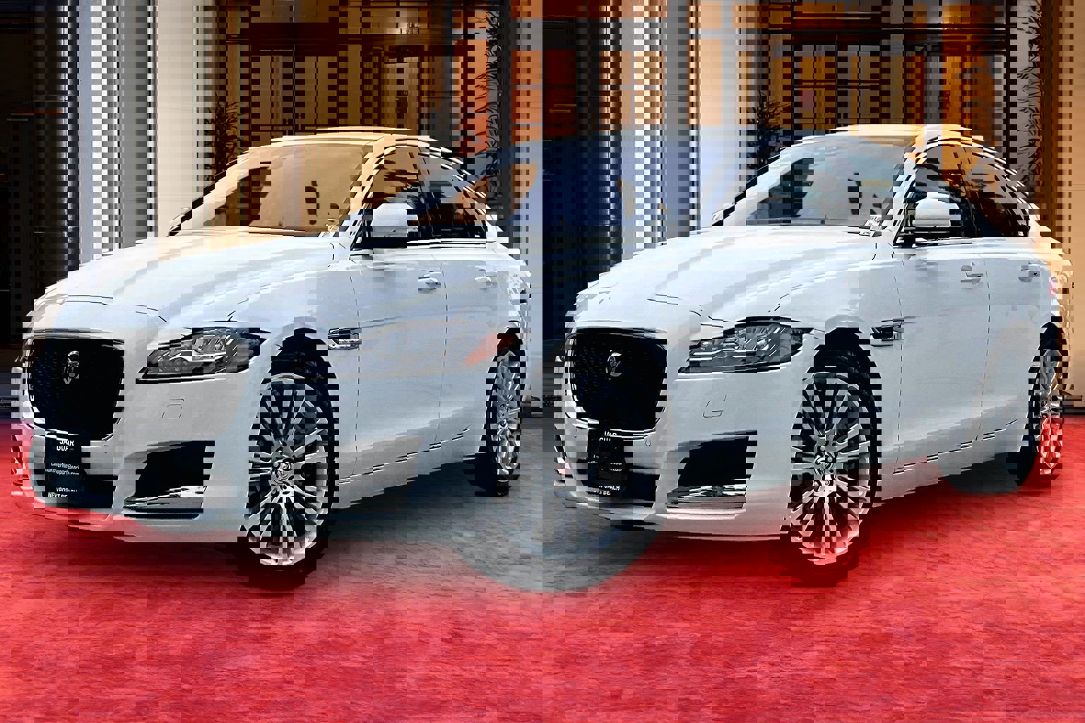 2019 Jaguar XF Prestige