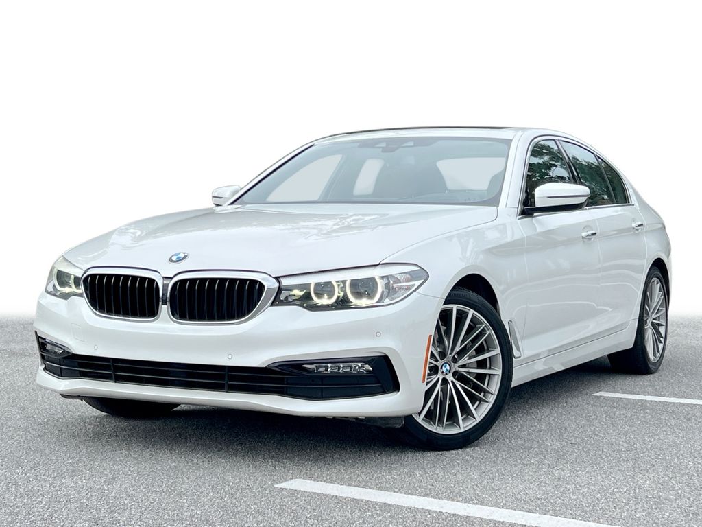 2018 BMW 5 Series 530i's photo
