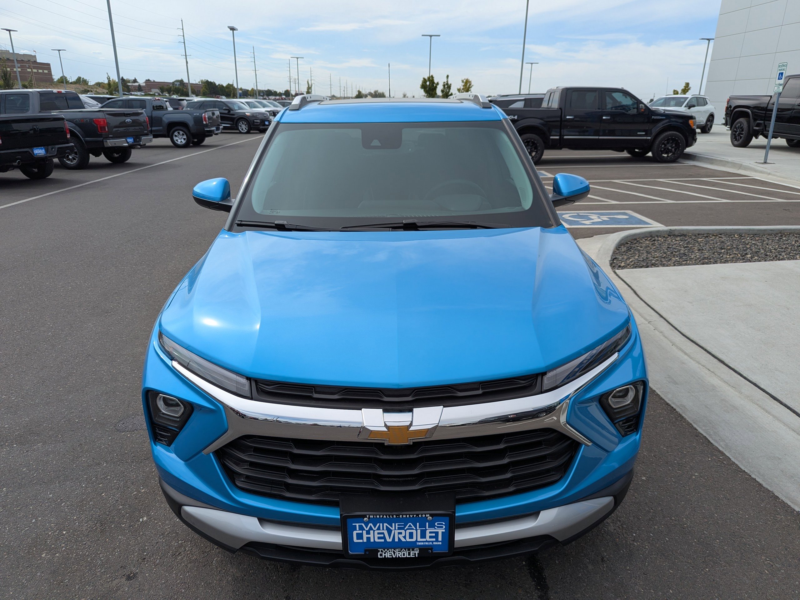 2026 Chevrolet Trailblazer LT photo 3