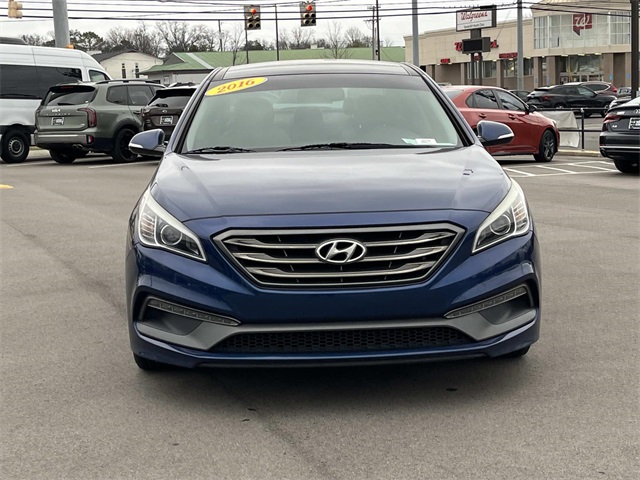 Used 2016 Hyundai Sonata Limited with VIN 5NPE34AF6GH435920 for sale in Lebanon, TN