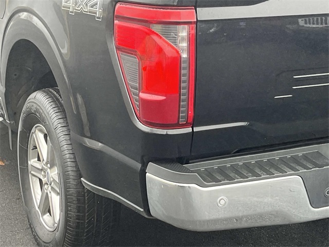 2024 Ford F-150 XLT photo 4
