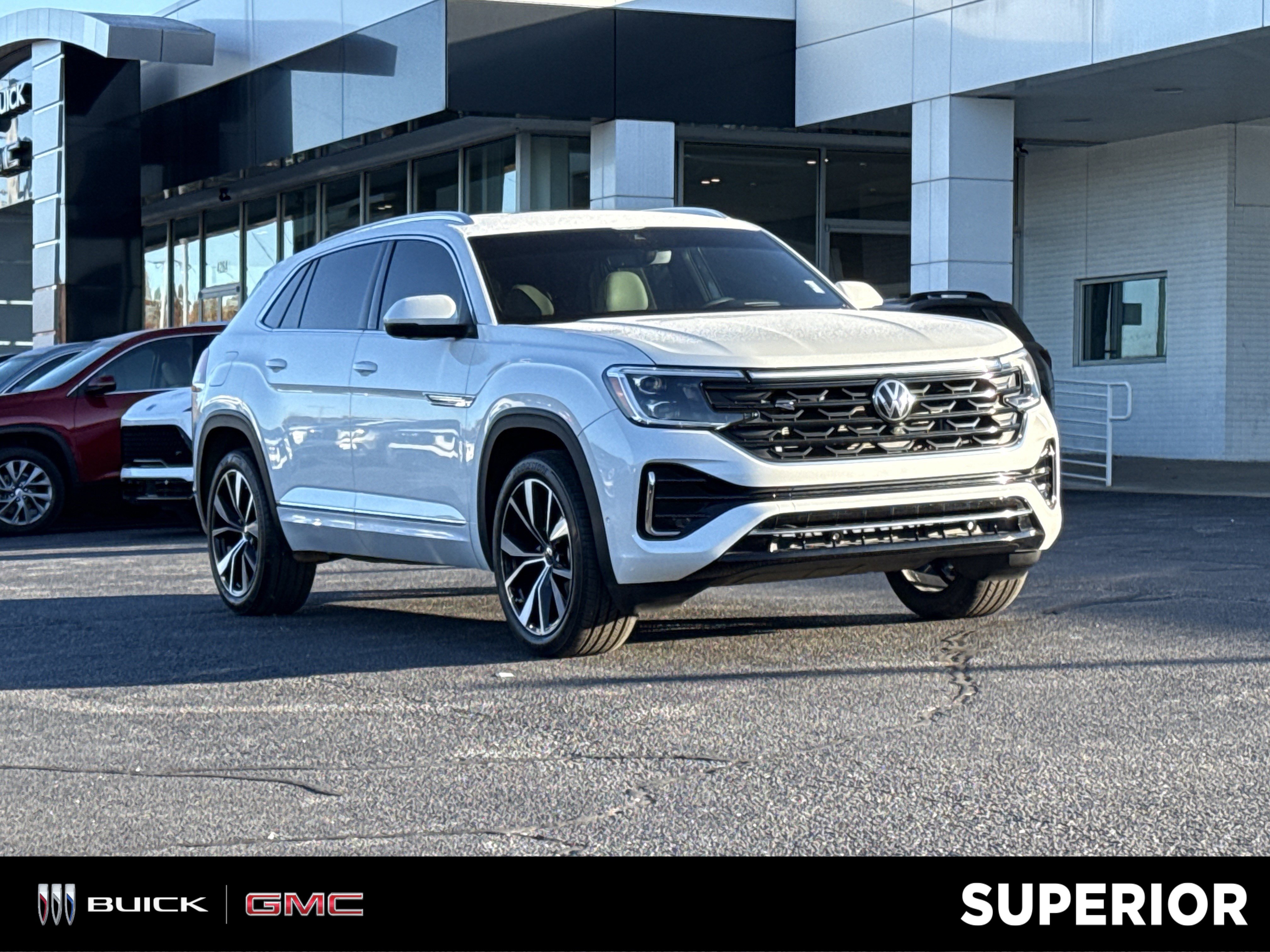 2024 Volkswagen Atlas Cross Sport SEL Premium R-LINE's photo