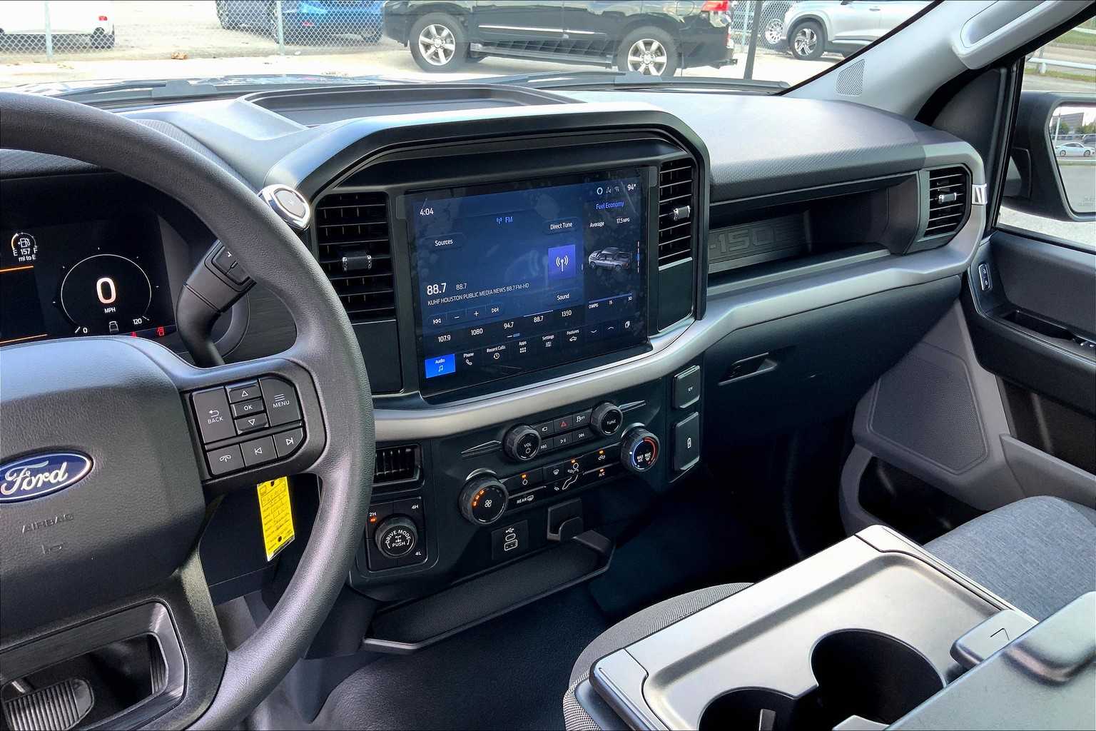 2025 Ford F-150 XL photo 5
