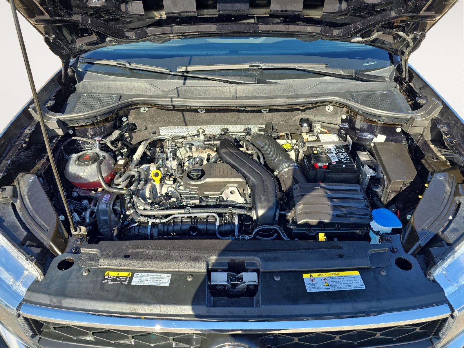 2024 Volkswagen Taos SE photo 25