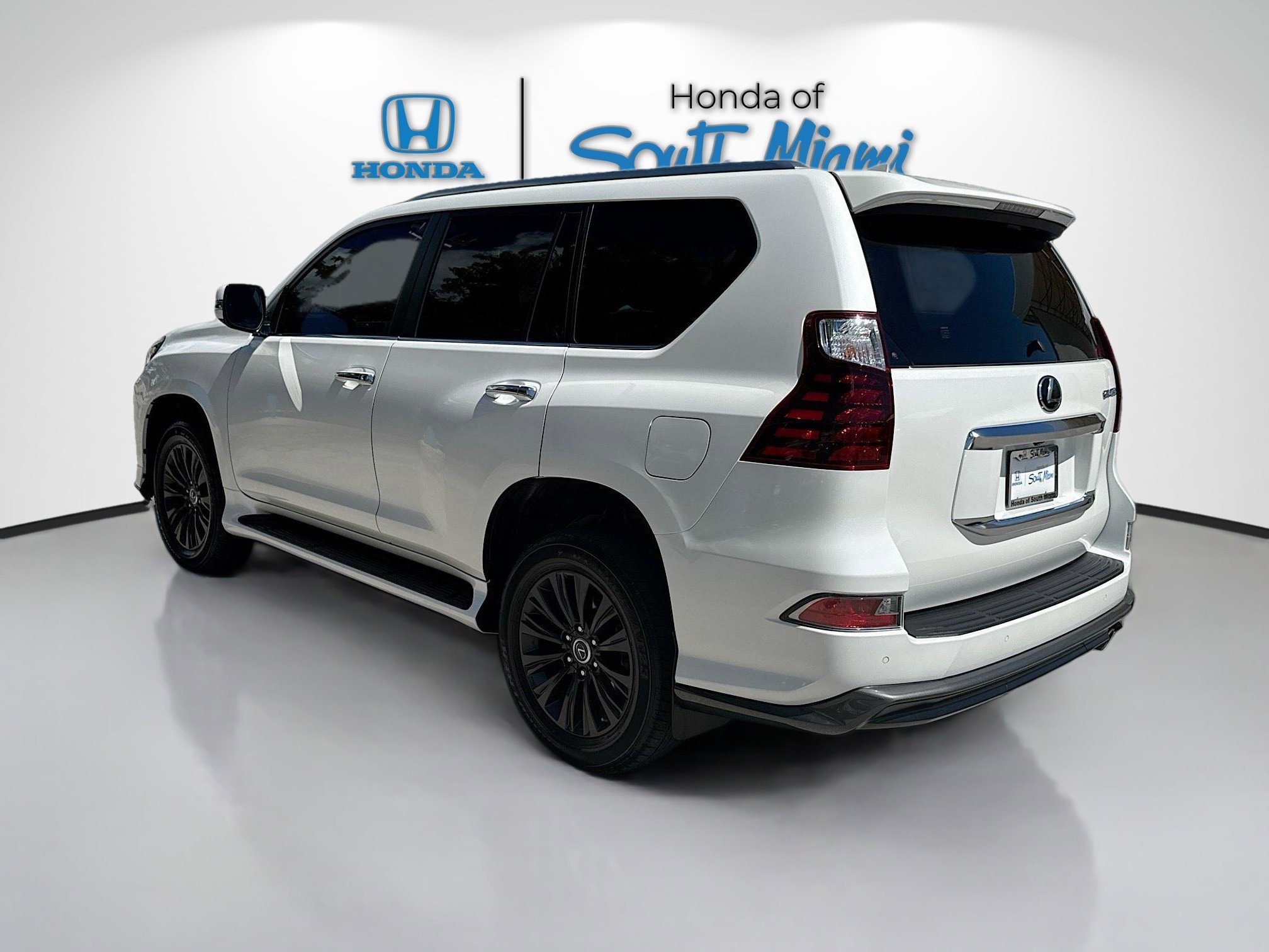 2022 Lexus GX 460 Premium photo 2